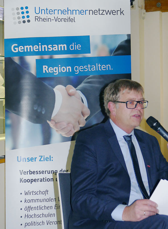 Wetterfachmann Sven Plöger beim Kamingespräch<br>Rhein-Voreifel-Unternehmernetzwerk diskutiert Klimawandel