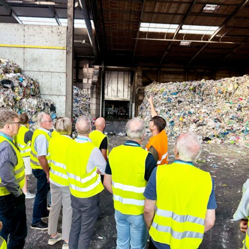Vom Abfall zur Ressource- Kreislaufwirtschaft bei Hündgen Entsorgungs GmbH & Co. KG in Swisttal