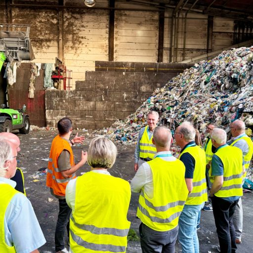 Vom Abfall zur Ressource- Kreislaufwirtschaft bei Hündgen Entsorgungs GmbH & Co. KG in Swisttal