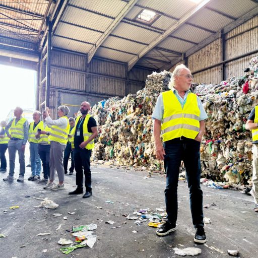 Vom Abfall zur Ressource- Kreislaufwirtschaft bei Hündgen Entsorgungs GmbH & Co. KG in Swisttal