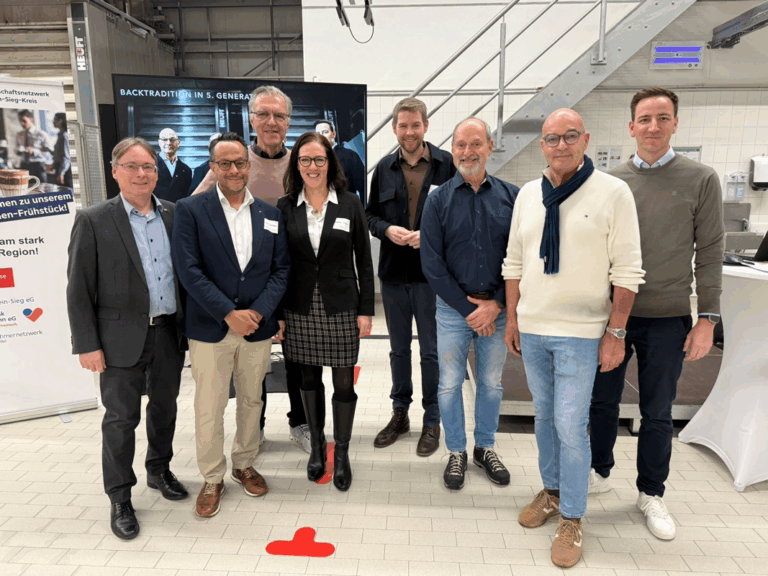 Unternehmer/innen-Frühstück linksrheinisch begeistert rund 120 Teilnehmende bei der Bäckerei Voigt in Swisttal