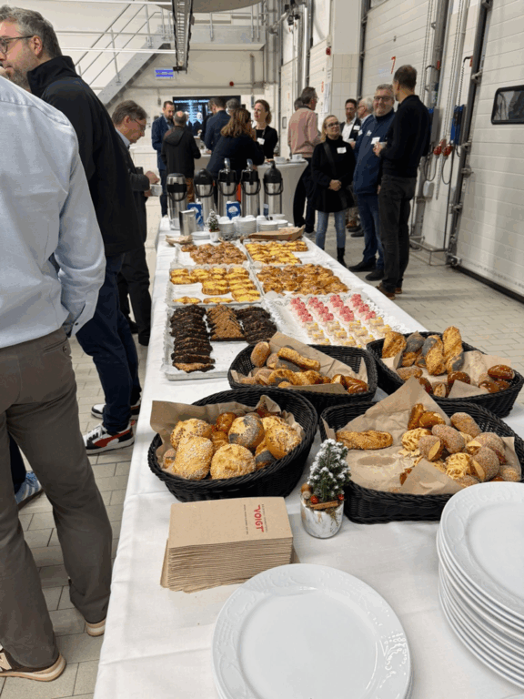 Unternehmer/innen-Frühstück linksrheinisch begeistert rund 120 Teilnehmende bei der Bäckerei Voigt in Swisttal